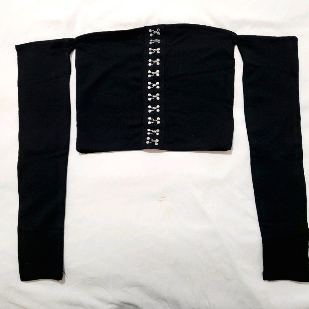 Black crop top
